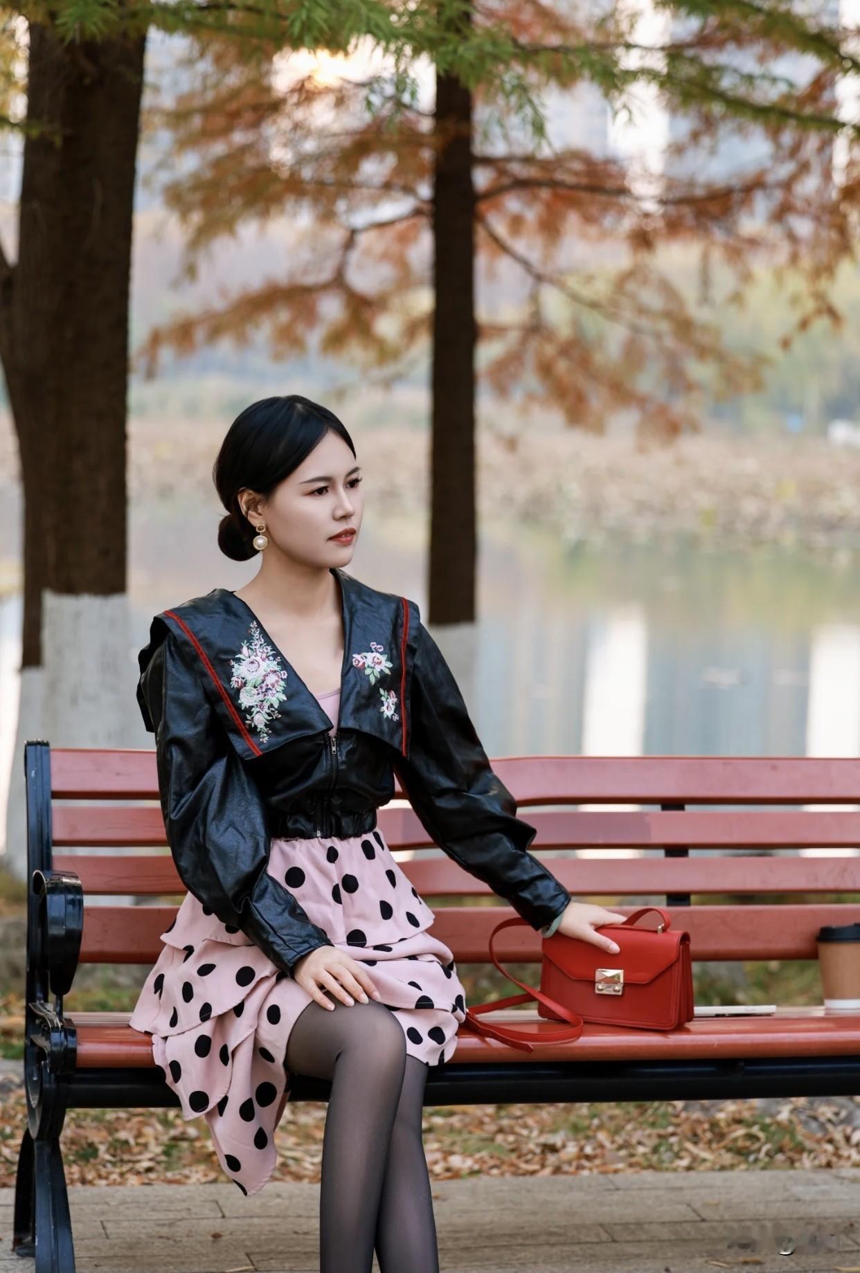 什么才是女性最美的优雅？内在的善良是优雅的基础，心怀善意的女性自带优雅气质。