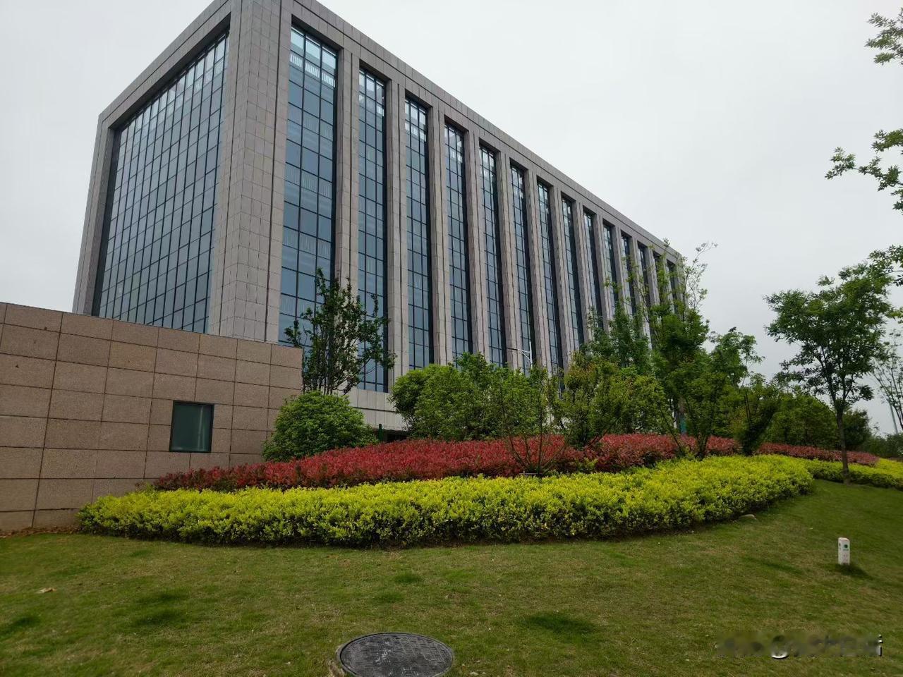 怎么实现与自己、与外界和解？就是想明白看似是和解、其实内涵在客观的集合是什么，什