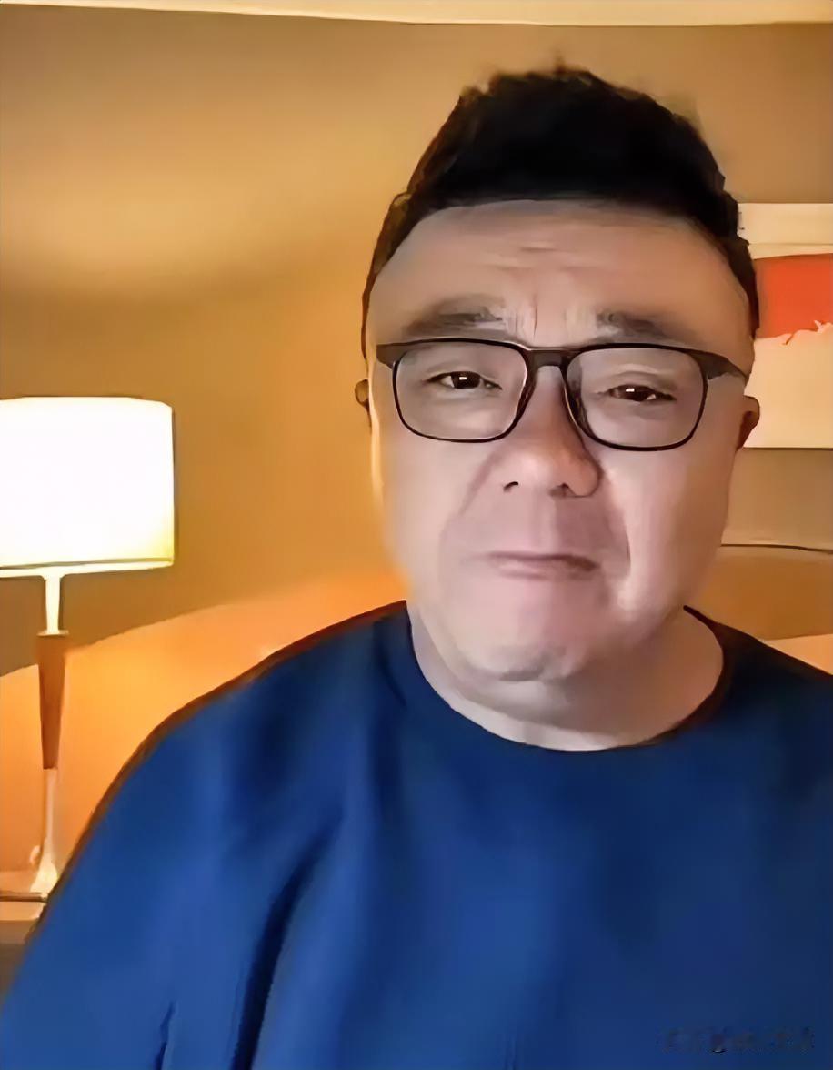昨晚董路直播直接摊牌了——他说真正往死里挤兑他的不是中国足协，是北京足协，顺带把