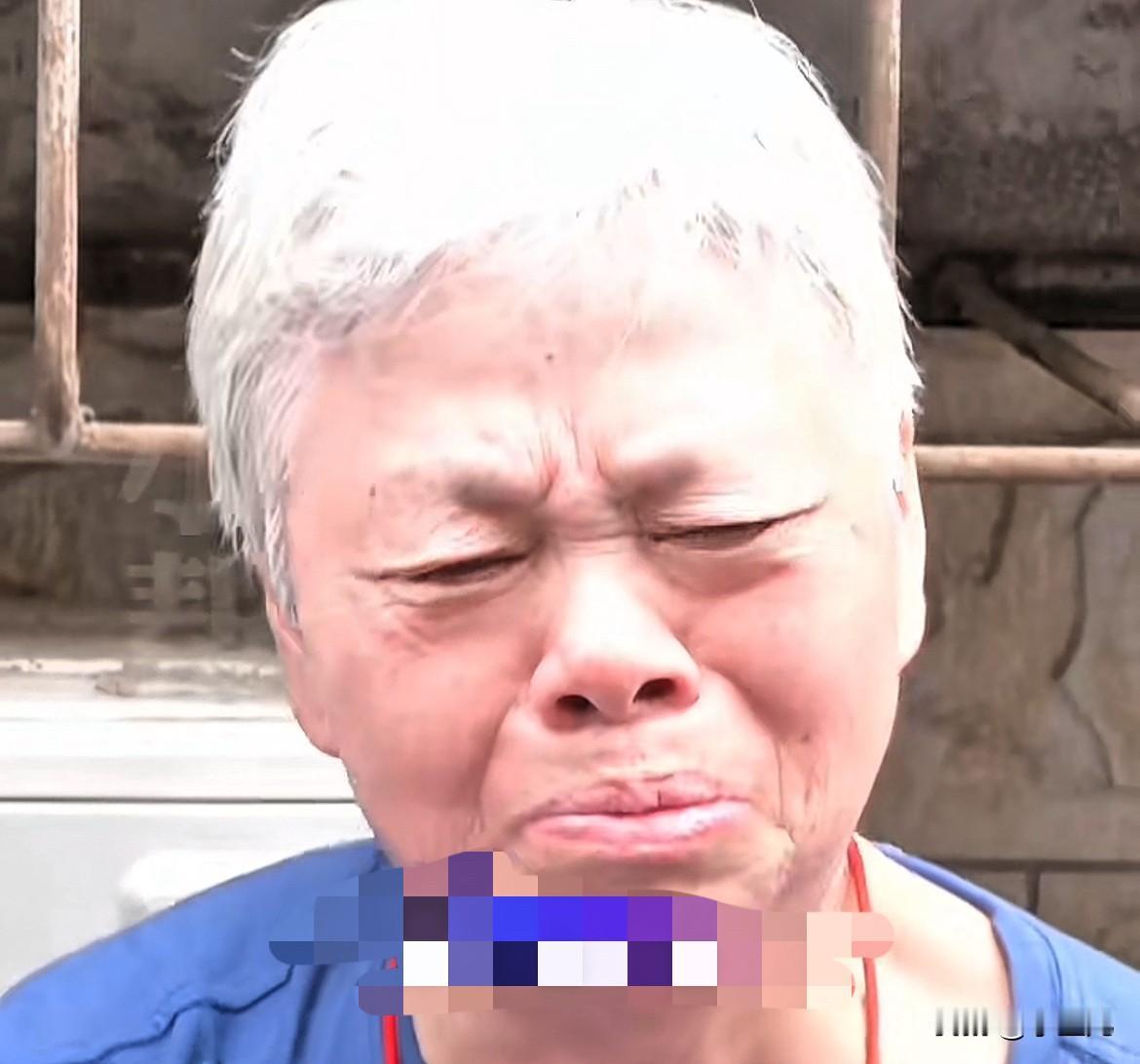 “这钱花的太冤了！”河南郑州，70岁老人花了几十万疯狂购买保健品，儿子劝她都劝不