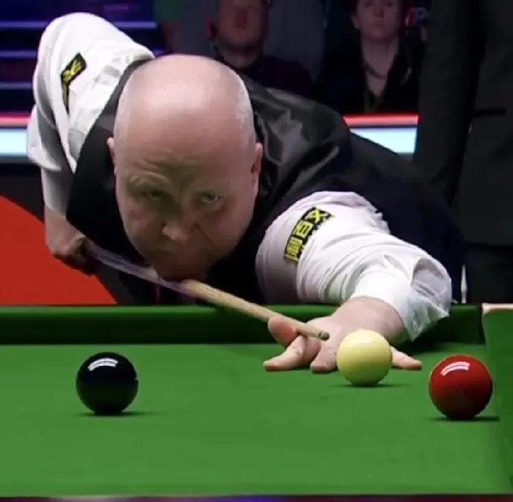 伦敦亚历山德拉宫穹顶冥冥之中有股神秘的力量掌控着一切。

斯诺克大师首轮八场比赛