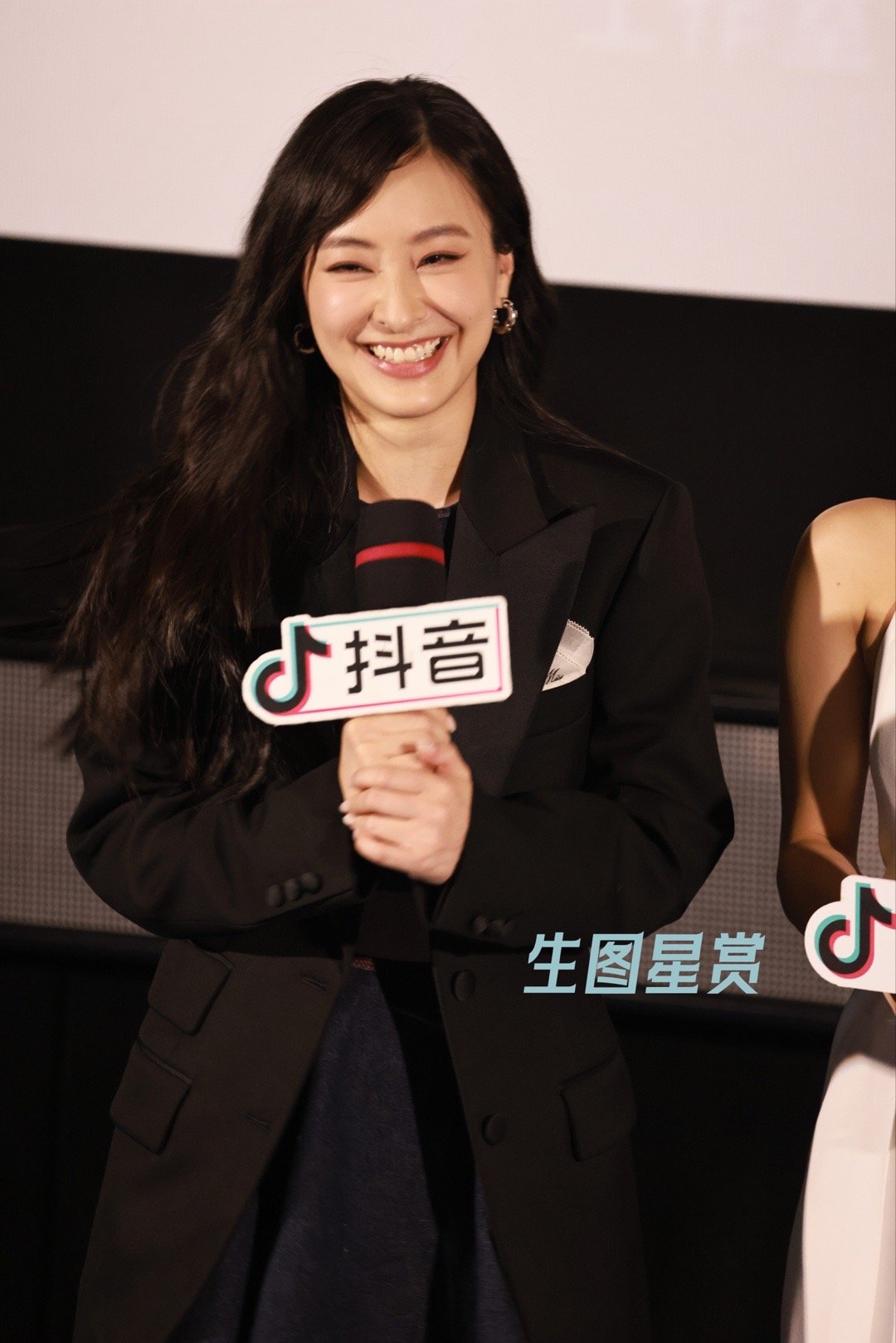 陈滢#家族荣耀之继承者# ​线下活动，剧中饰演丘芷彤 ​​​