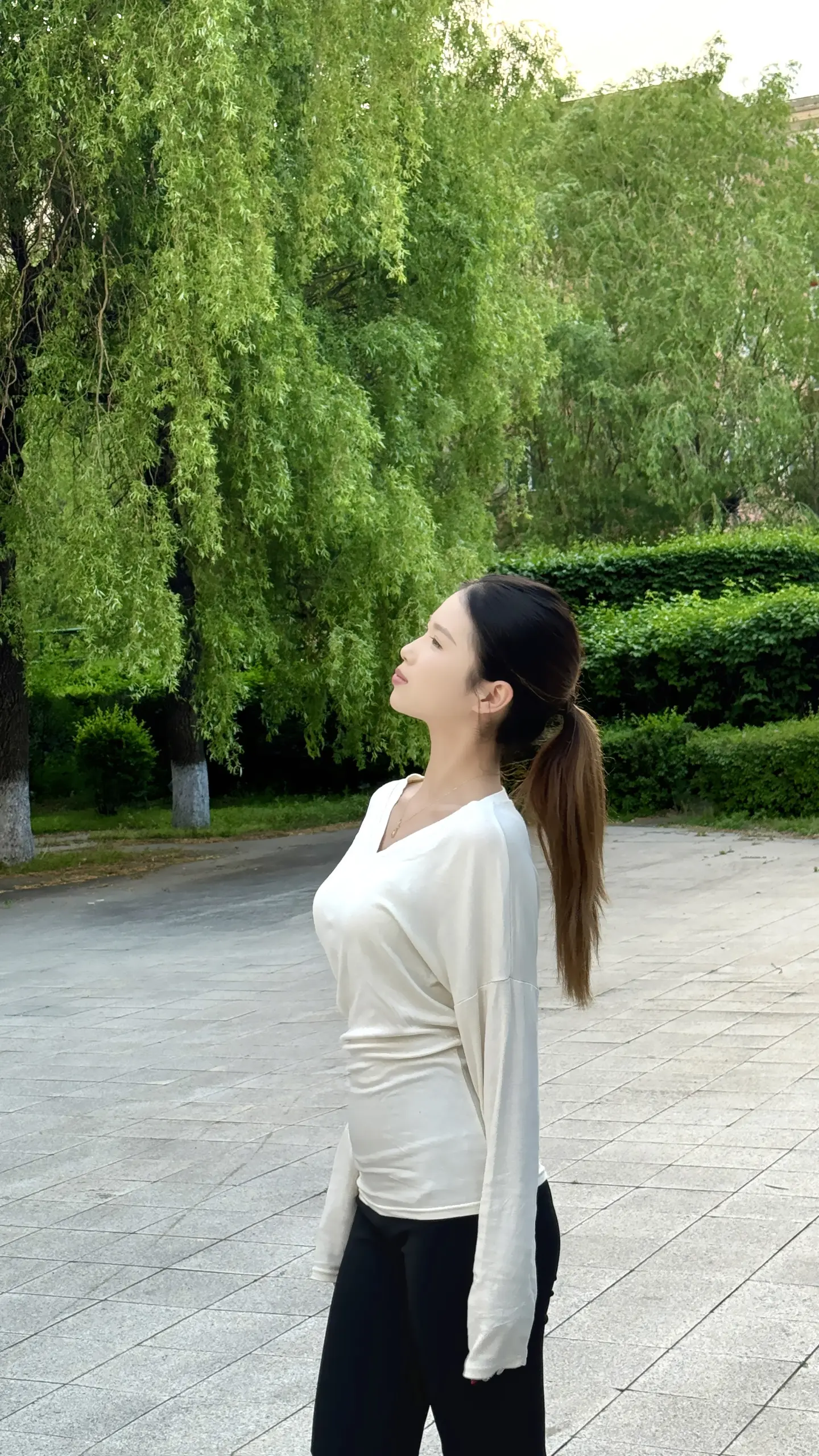 才明白 除了傻子  人都是自私的