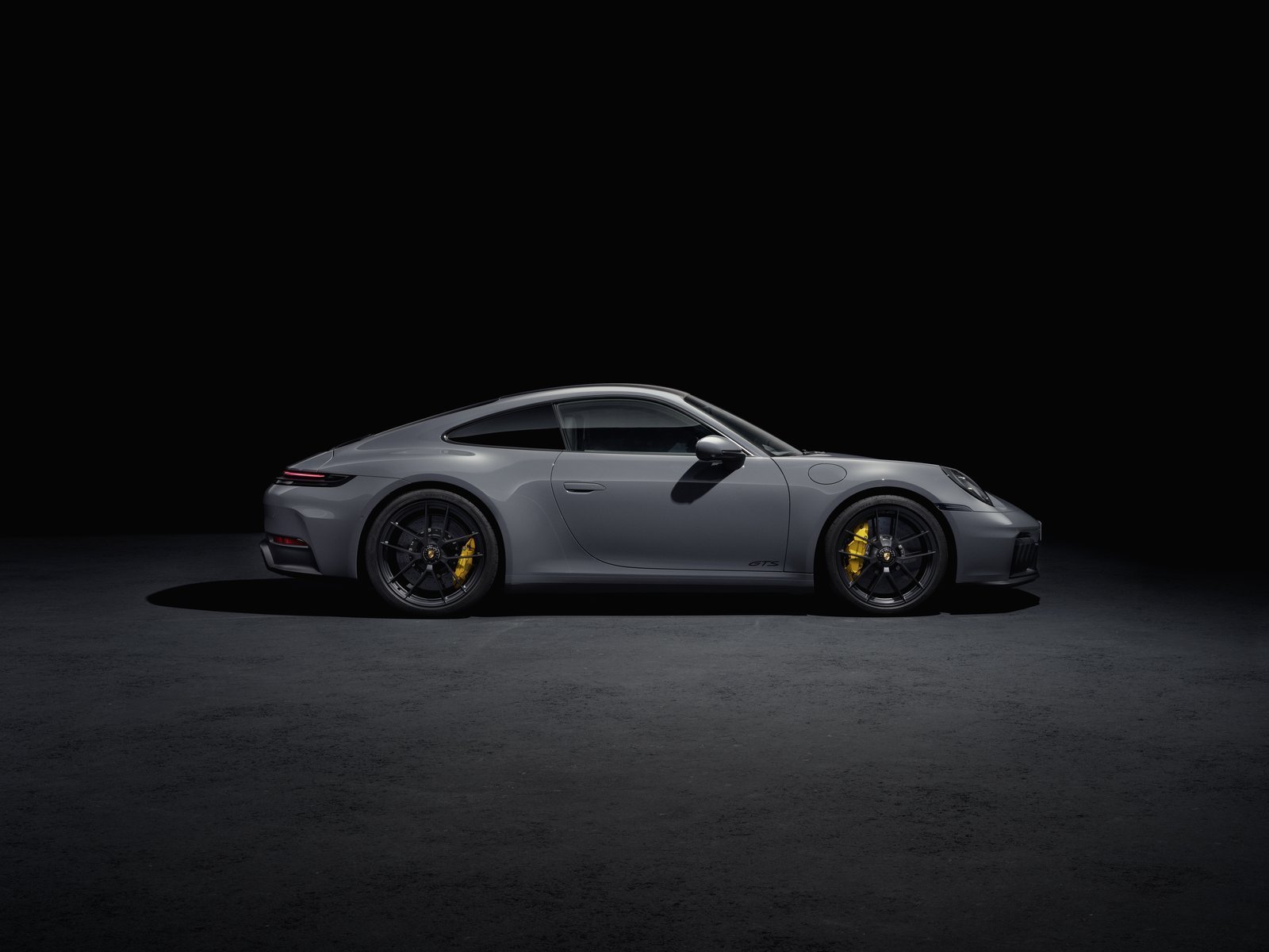 保时捷992.2 GTS进化都如此优秀了感觉大招还在后面992.2 GT3 99