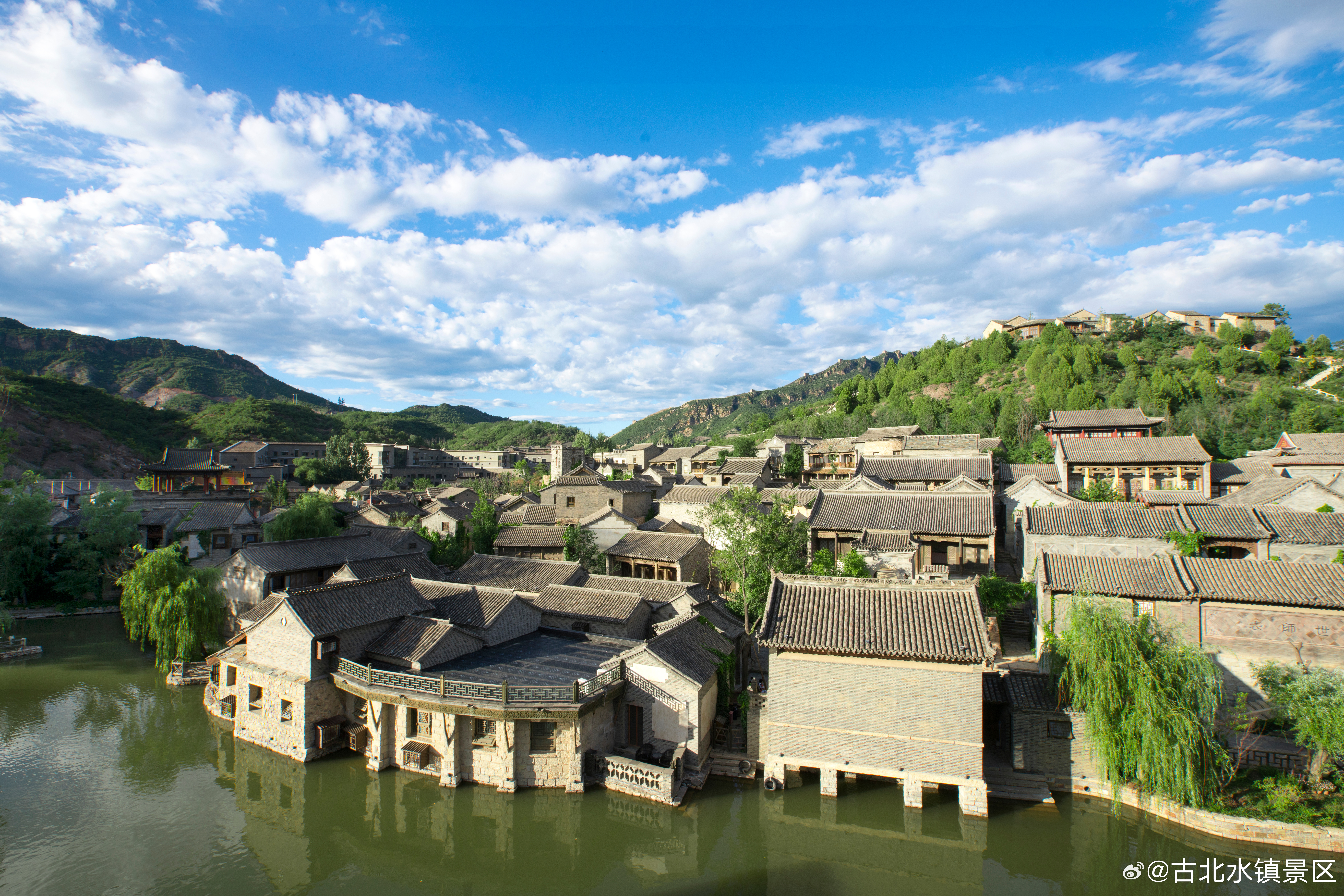 端午临仲夏，时清日复长愿你粽有快乐相伴，岁岁皆安暖早安，宝子们~ ​​​