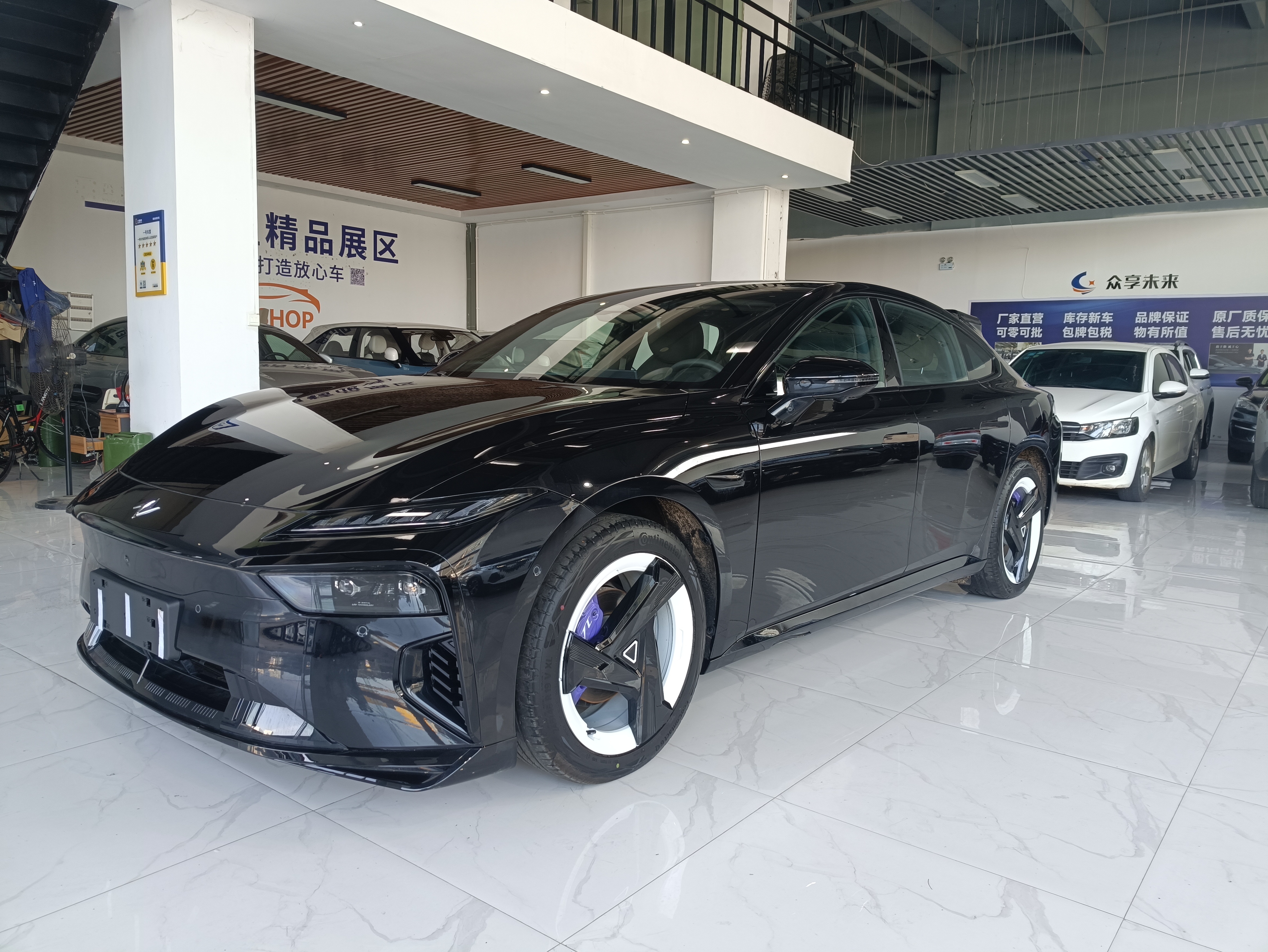 26年7月刚上牌的东风奕派007 2026款纯电闪现版，纯电续航610km，带3