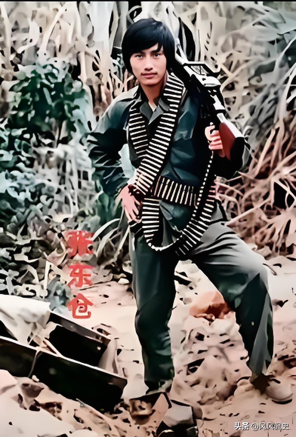 这位瘦小身材、肩扛机枪、全身挂满子弹的勇士名叫张东仓，1962年11月生，198