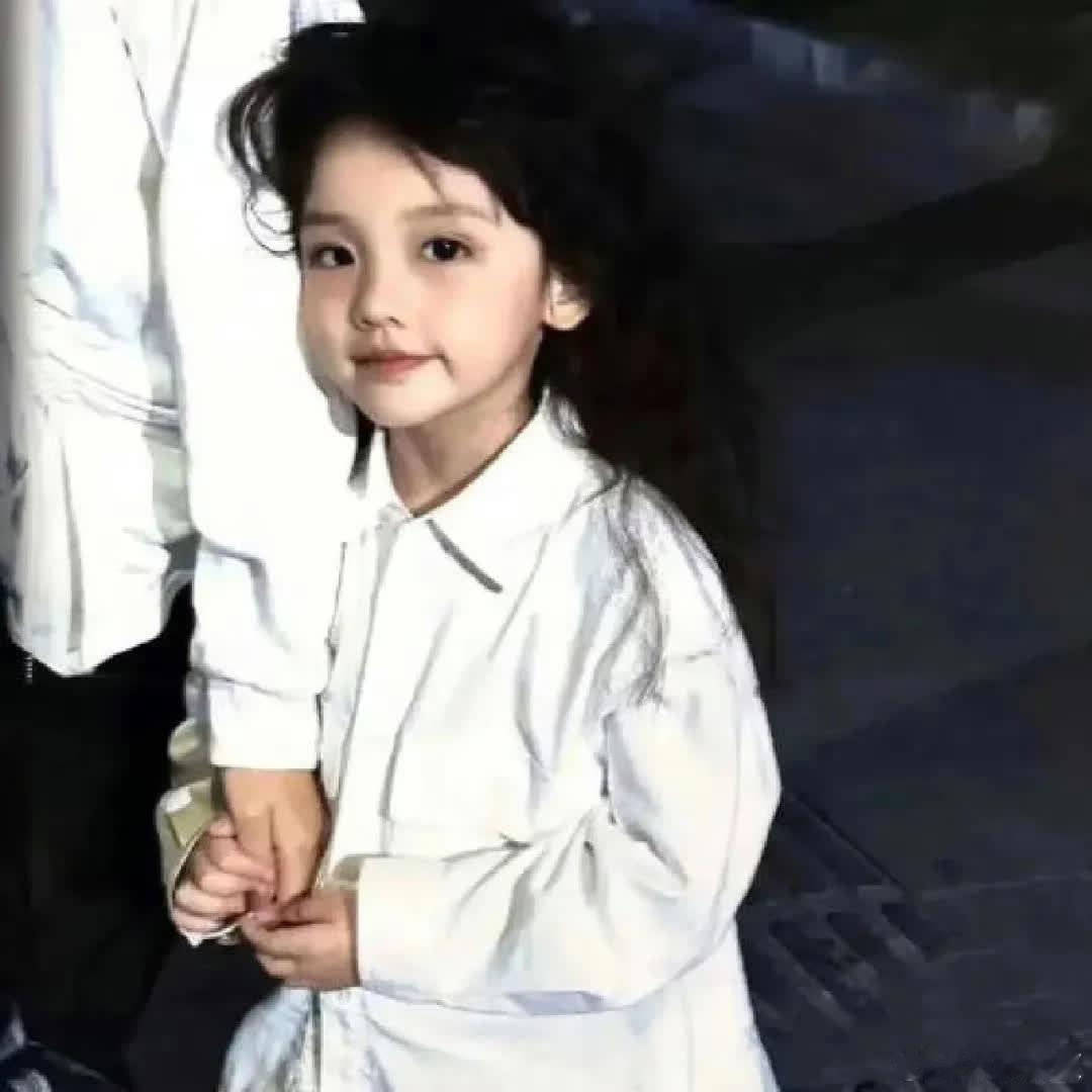 来自网友关于“那就祝我们”的神仙造句  1、那就祝我们，长似少年时，初心不忘乐相