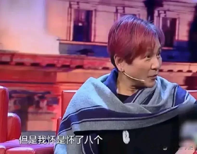 看到宗馥莉辞职，大概猜到豪门为什么千方百计想要儿子了。

郑佩佩年轻的时候为了完