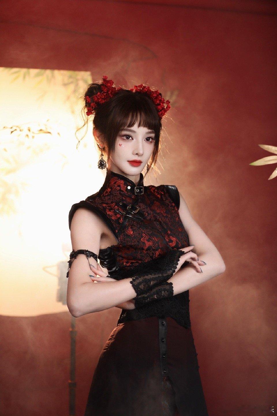 彭小苒功夫福娃妆 彭小苒的功夫福娃妆太绝了！接地气又喜庆，满满年味儿，姐姐这造型