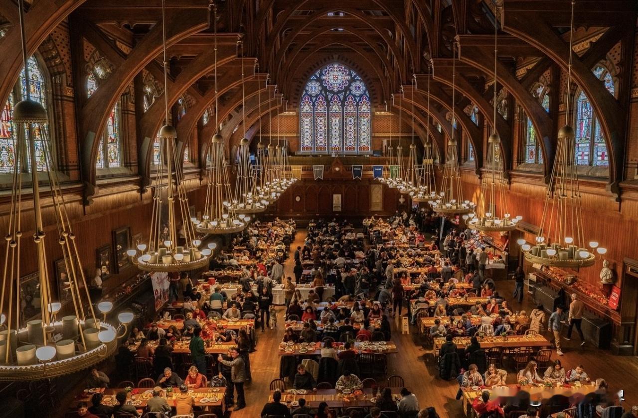 🎓 哈佛大學的一個學期！
	
Harvard_admissions ：As t