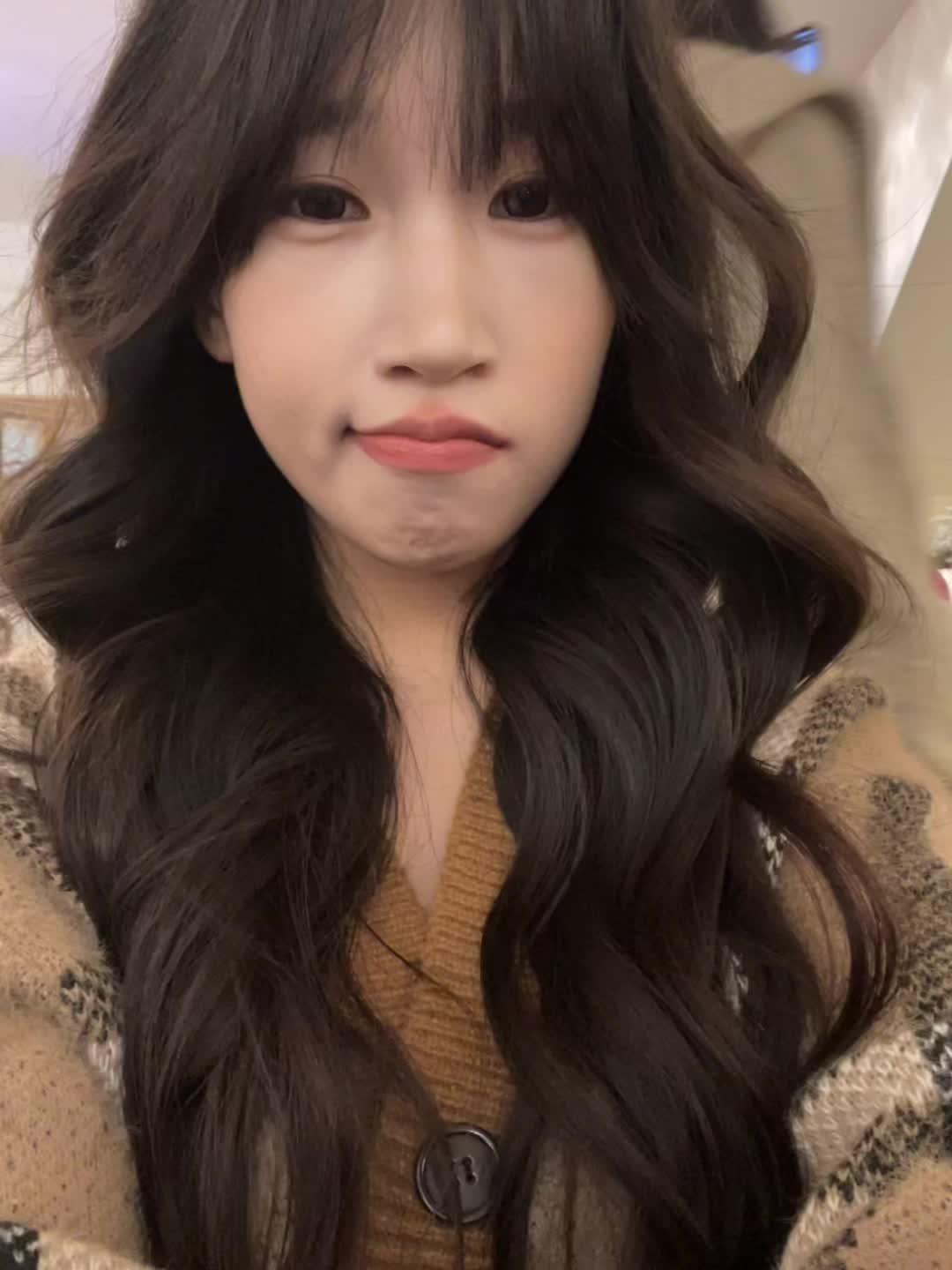 哼
