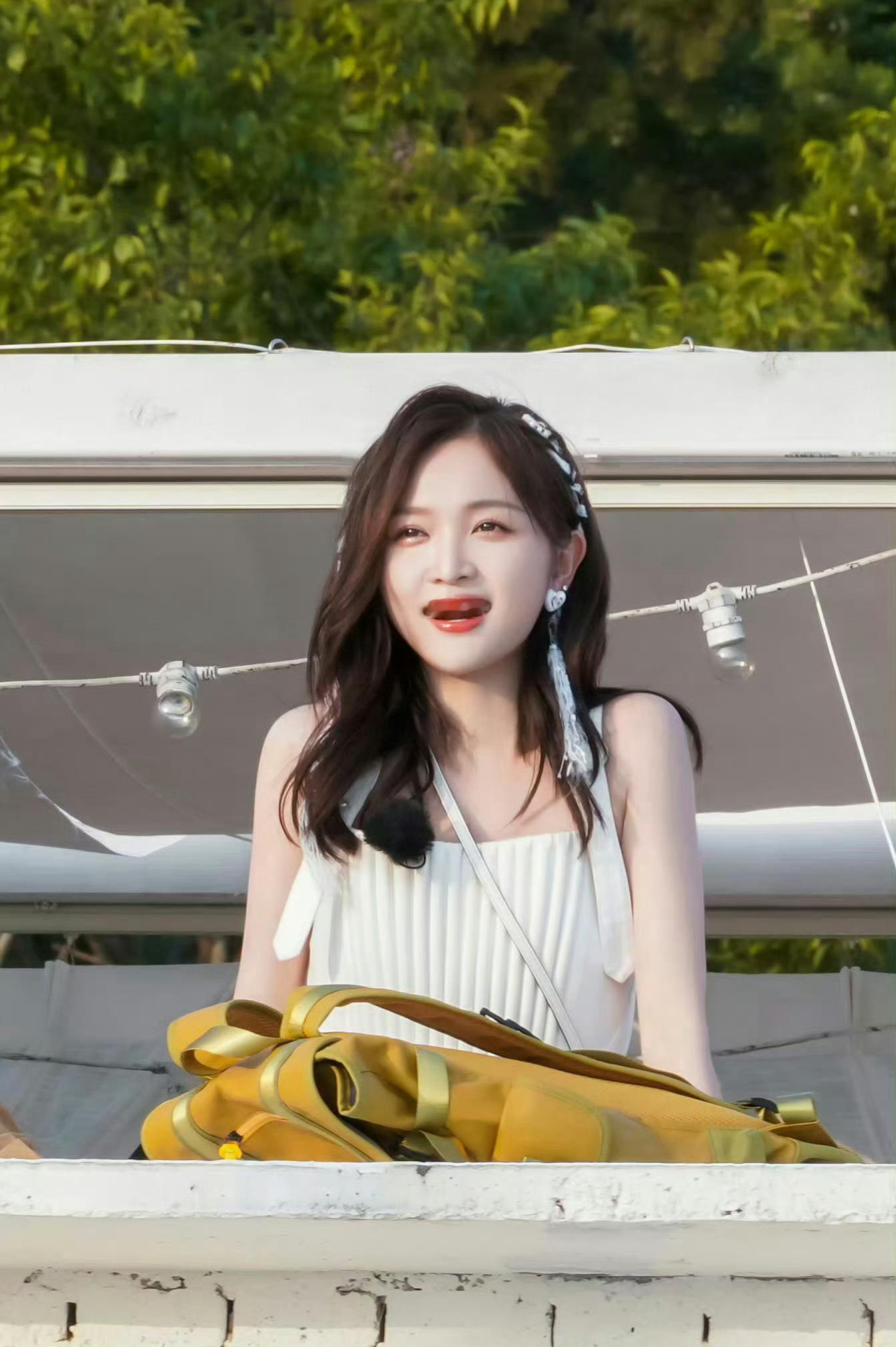 吴宣仪辛凌.吴宣仪叶星星 又看到了这张吴选