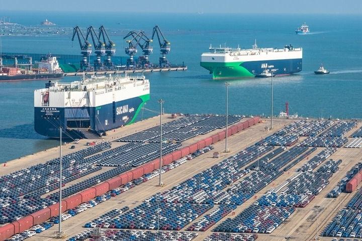 全球动荡不安，风景这边独好！
2026年初，中东地区冲突加剧，美国和以色列对伊朗