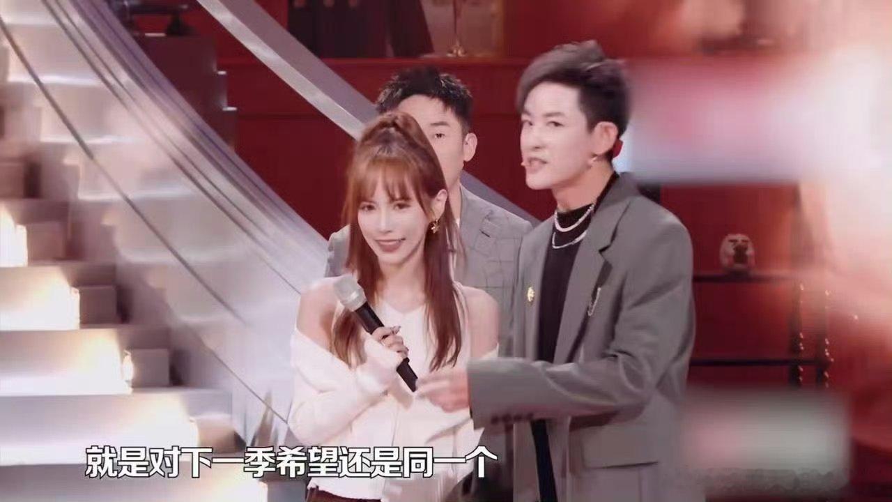 #敖犬的老婆还是薛之谦演过的那个##薛之谦[超话]#听说《火星情报局》第五季中，