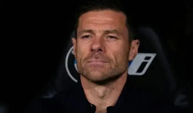 皇马这情况，假如换帅能找谁呢？或者这么说，谁是那个能把姆巴佩和威尼修斯都伺候舒服