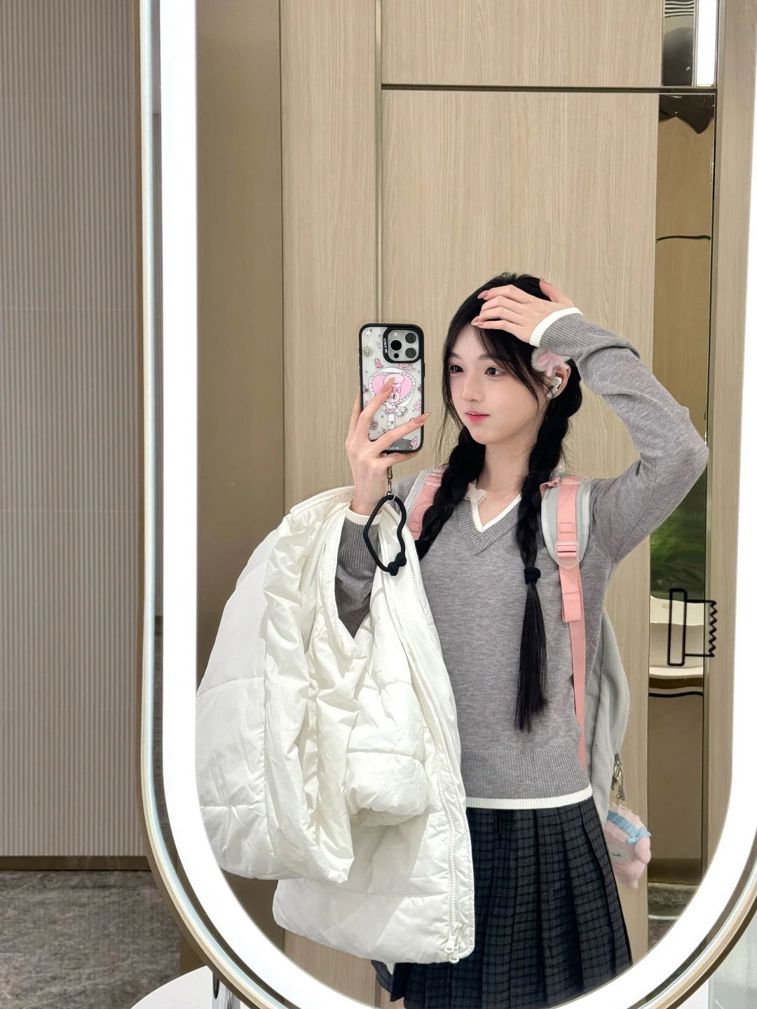 依旧麻花辫(≧∇≦)