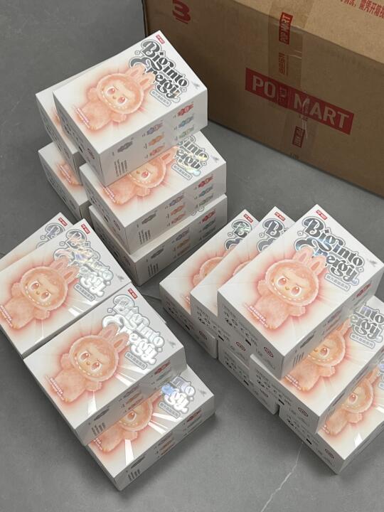 不许作弊，拍一张你最近拍的Labubu