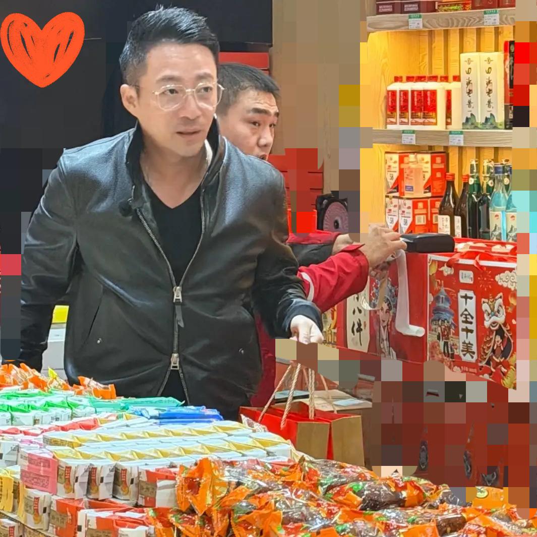 馆长当时估计心都咯噔一下！
汪小菲进店直接拎两箱东西就走，把人家惊得小声嘀咕“付