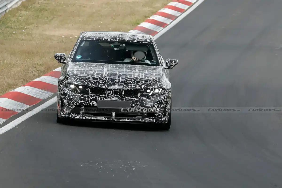 全新宝马3系M350的测试谍照曝光 近日一组全新一代宝马3系 M350的海外路试
