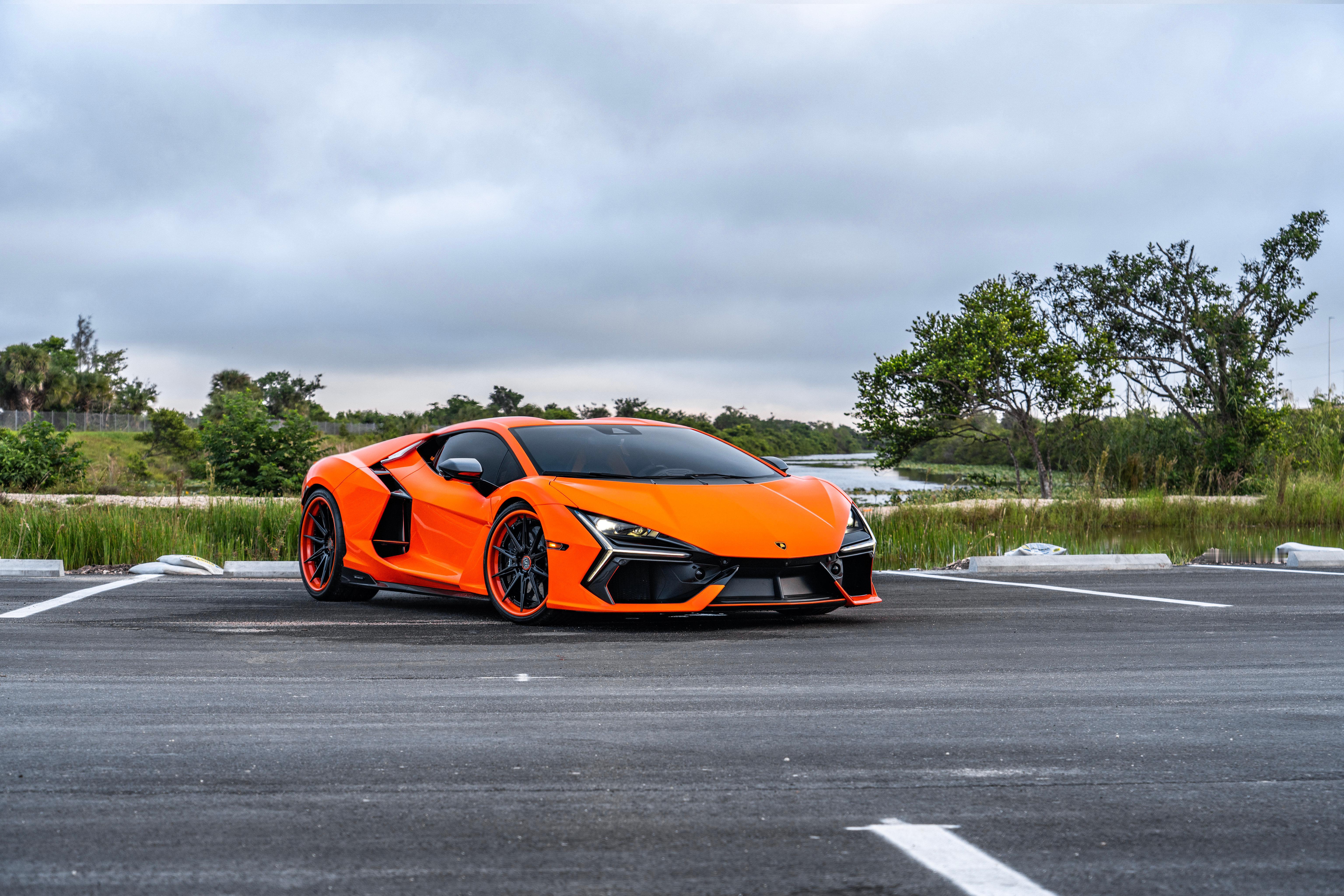 兰博基尼 Lamborghini Revuelto ​​​