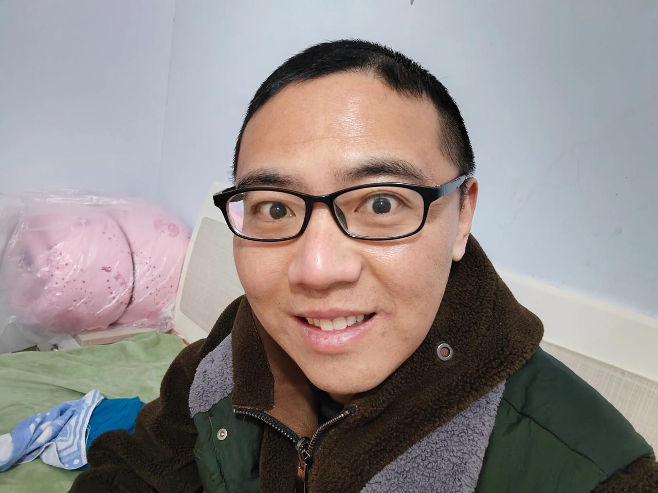 回到老家之后我的自媒体收益暴涨，今日收益加起来竟然有300元以上了，真是没想到。