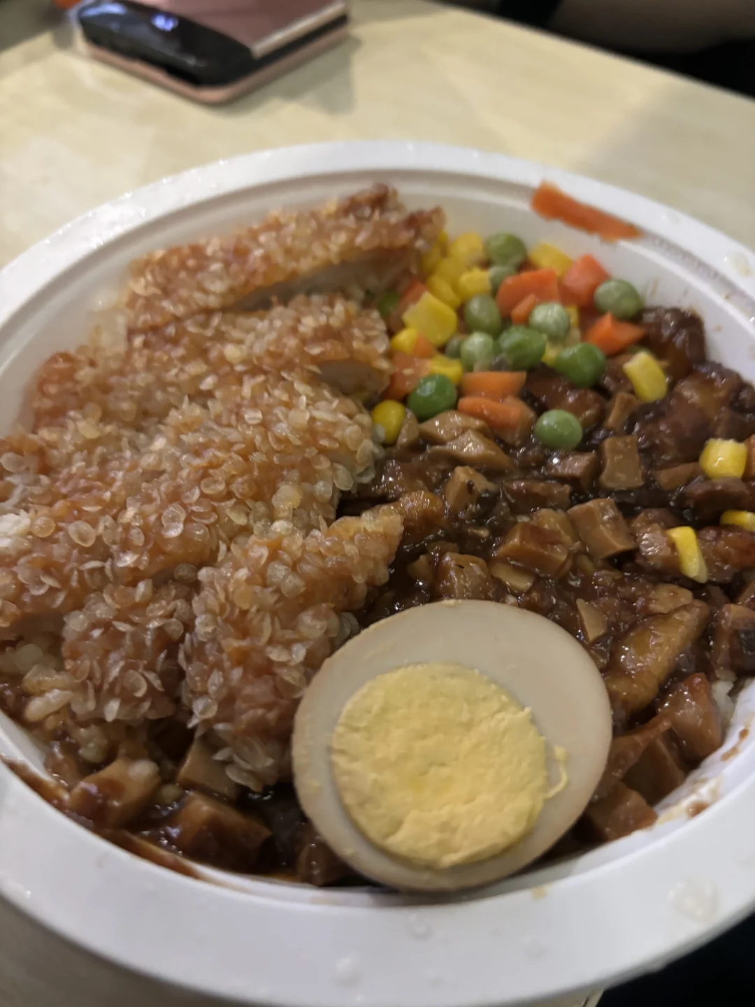 绿皮车上的晚餐