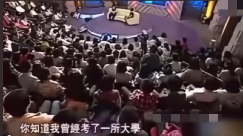 韩红称放弃哈佛大学，只因这片土地需要她

不少人表示质疑，韩红是初中辍学的，怎么