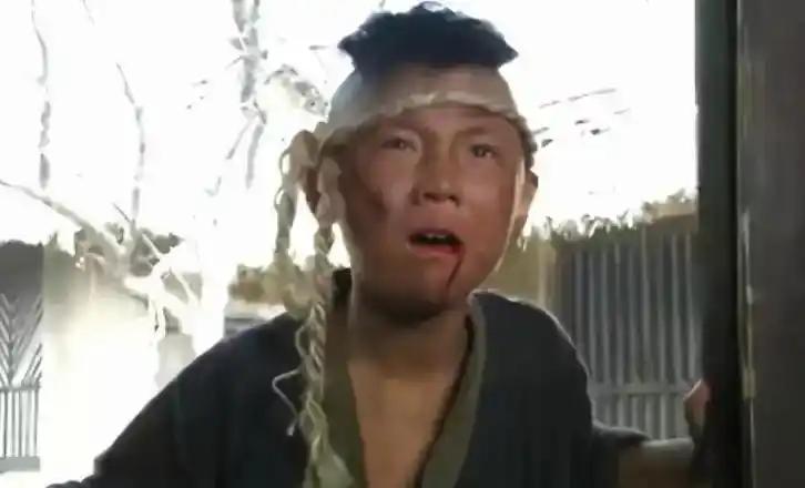 洪武六年，凤阳城里来了一队人马。

没有人提前打招呼，圣旨先到，然后皇帝到。老百