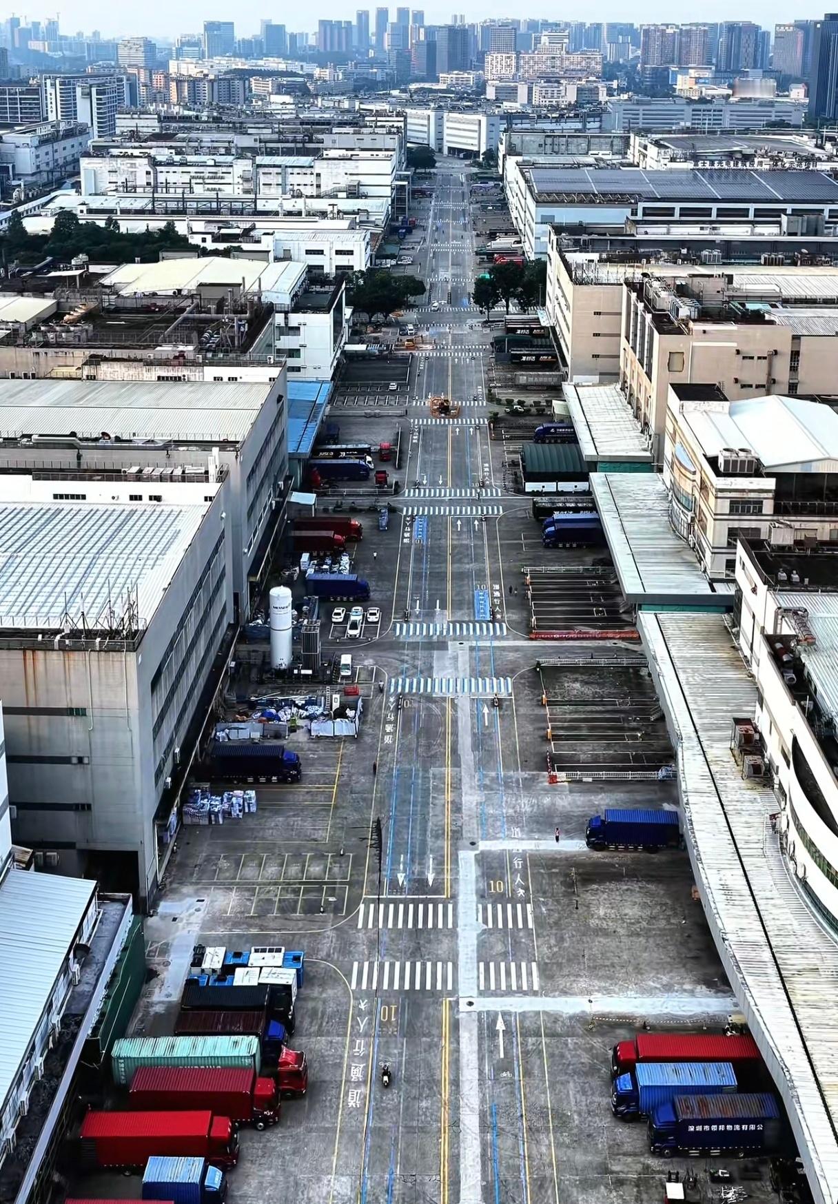 第一批iPhone18Pro已发货全国富士康和立讯精密这两天加班加点发货确保你的