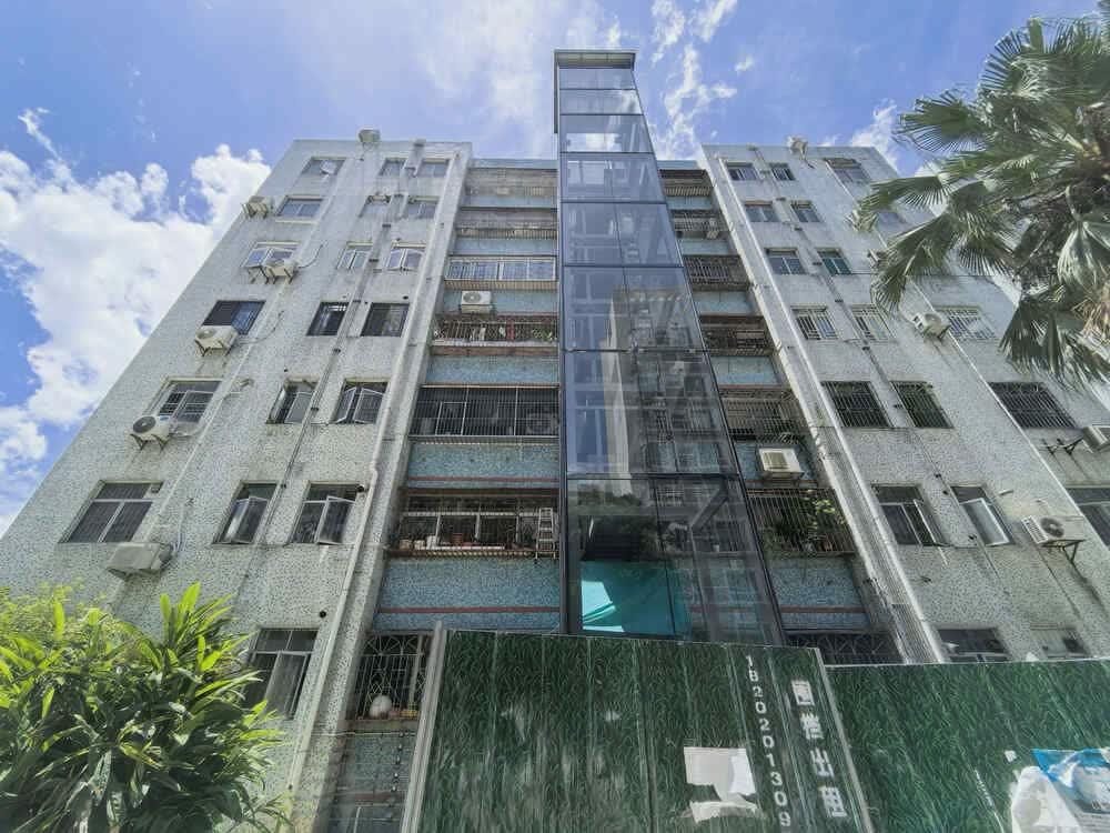 太唏嘘！[快哭了][快哭了]实体店生意惨淡，老板无奈割爱住宅
线下门店行情不好持