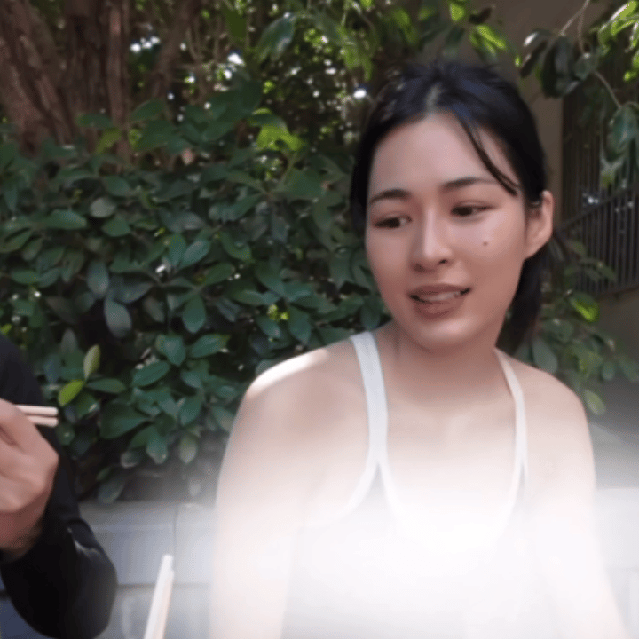 尼玛在喜马拉雅录给自己听的背书音频忘记设私密了 等我发现的时候已经有人收听了 还
