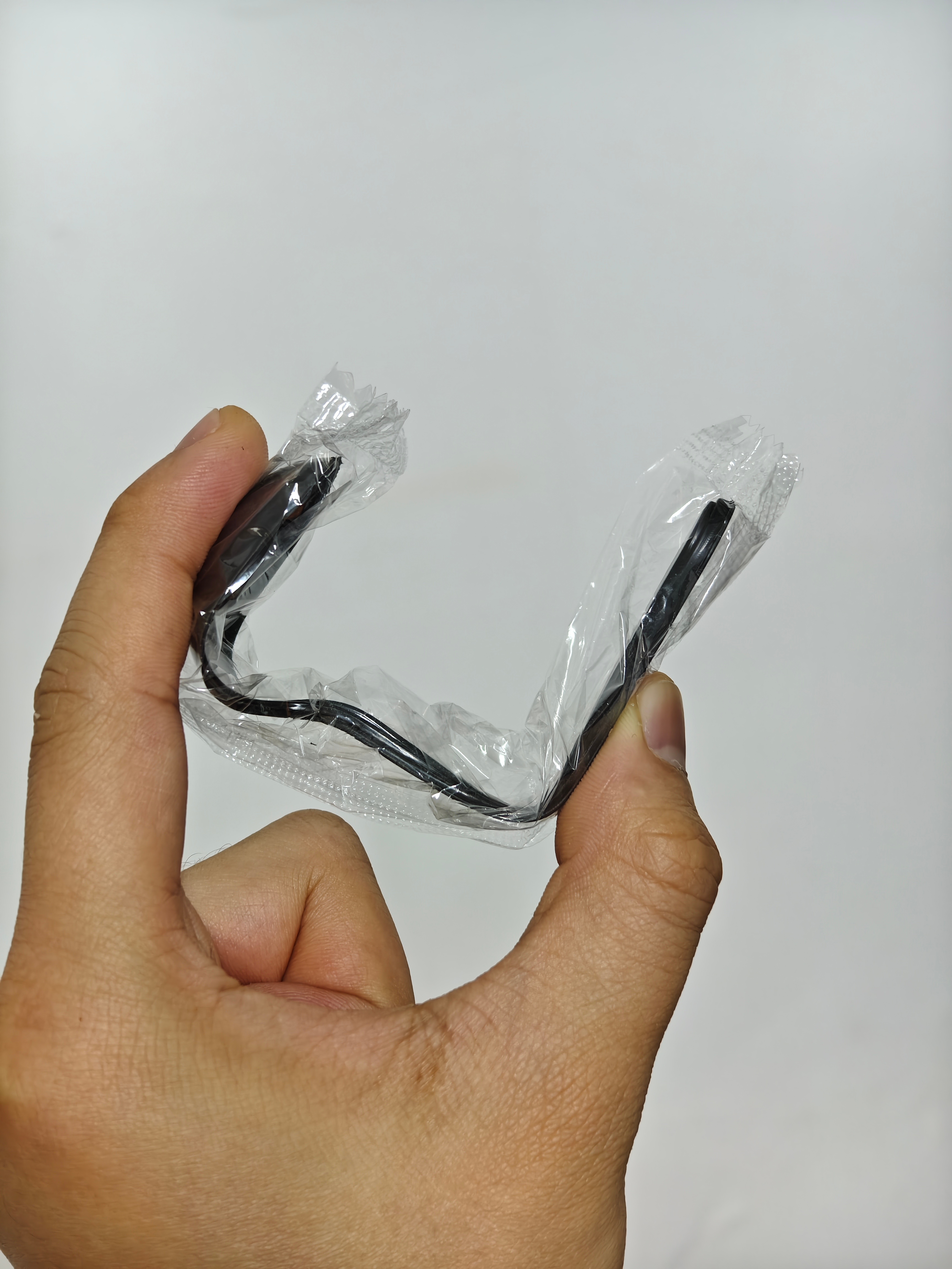 虽说“液体勺”早就臭名昭著了，能做到如此柔韧的，我还真是第一次见所以我同事说他养