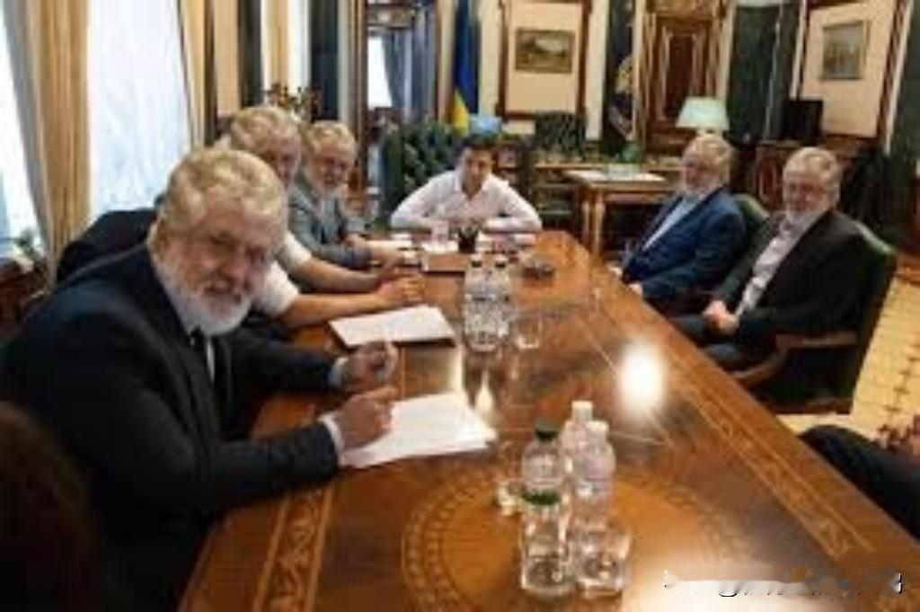 【乌克兰最高法院维持剥夺寡头科洛莫伊斯基乌克兰公民身份的裁定】

据乌克兰媒体报