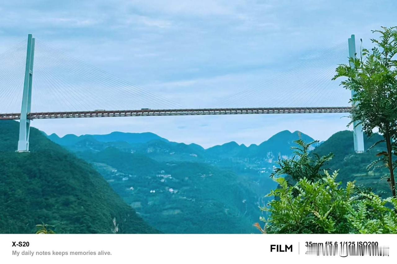乌蒙峡谷起长虹 北盘江第一桥凌空而起！一肩牵起滇云与黔山 …大国工程 天堑化通途