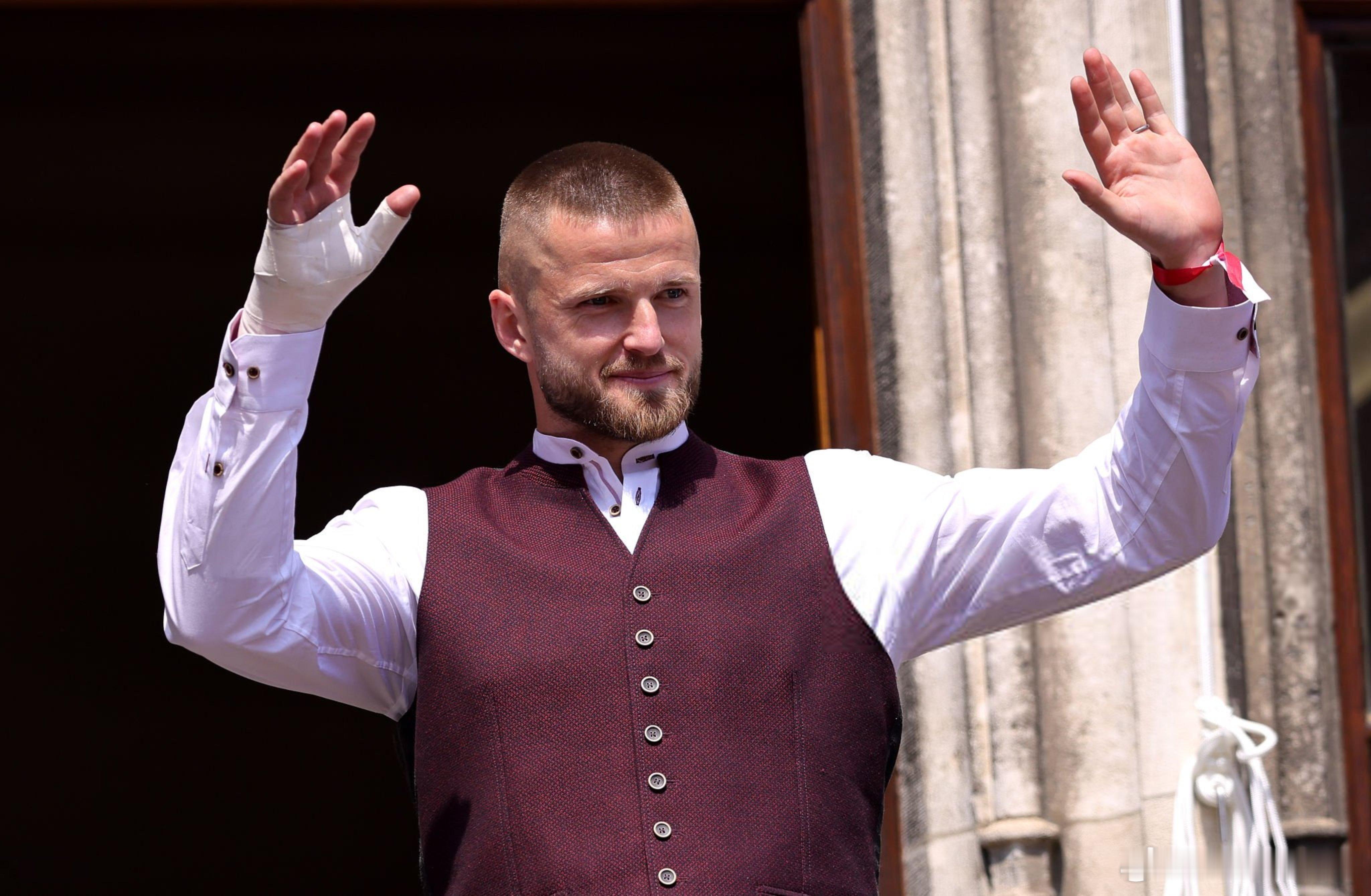 ➡️你對拜仁本賽季的表現有何期待❓🎙️埃裡克·戴爾：“賽季才剛開始，但拜仁擁有