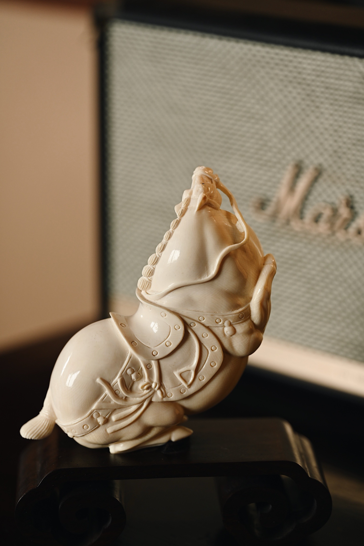 猛犸 | 唐马 摆件料质细腻，取盛唐肥马之神韵，雕琢昂首嘶鸣之骏马，体态丰腴雍容