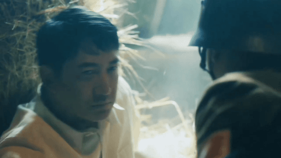 差点以为王阳演了两个角色一场战争让张云魁的心境翻覆得天差地别，曾经身骑高马心怀家