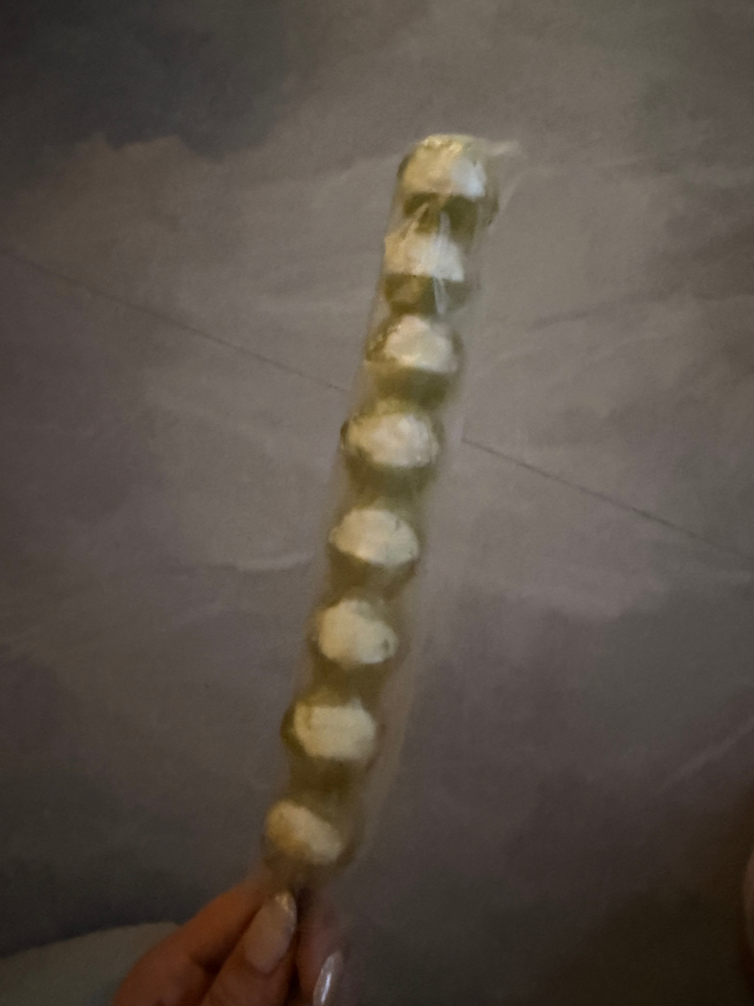 奶皮子糖葫芦已尝 （个人口味觉得太甜了 有点腻 吃了两颗不想吃了） ​​​