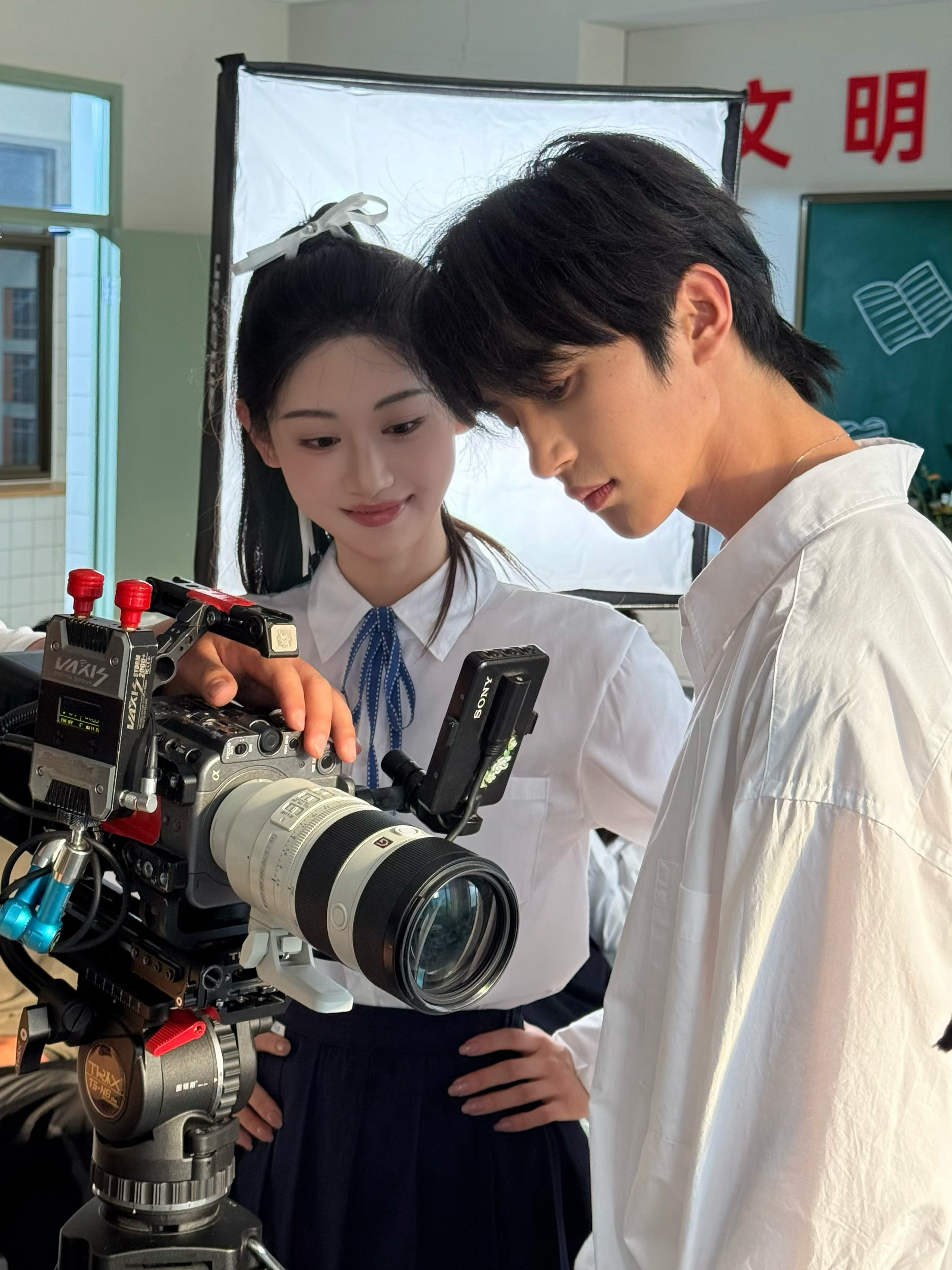 萧衡同学，重新认识一下，我是京城国际中学的夏时笙。               