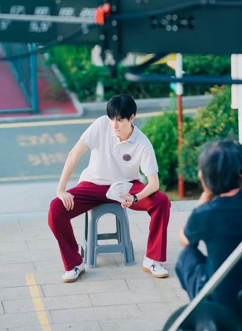胡一天什么时候能不管江家的事 胡一天的职业生涯≈江家代言人！九年前用江辰定义青春