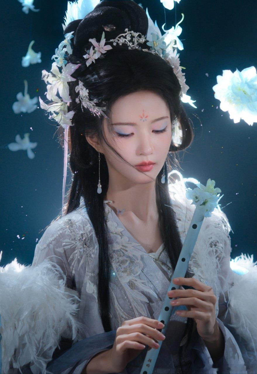 刘些宁的美貌和气质不要太适合古装！ 