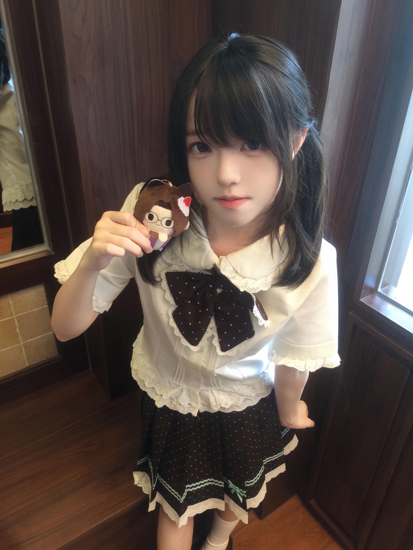 请靠近我 和我的心˶> ᴗ <˶.:*♡。