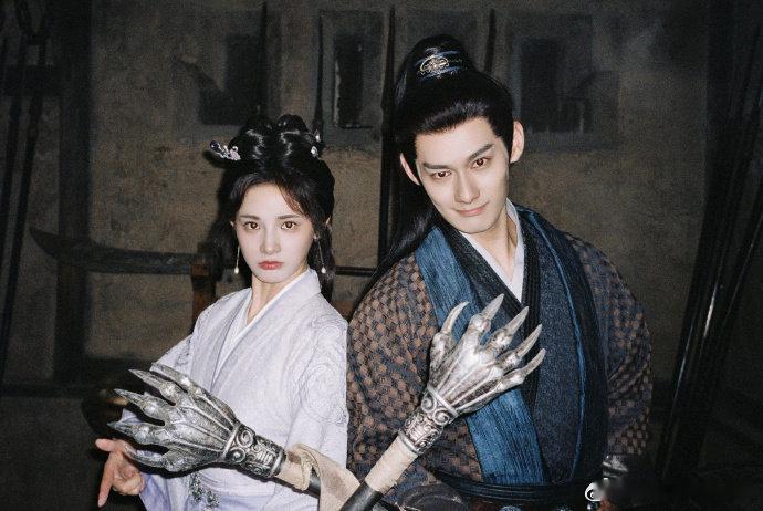 凤凰台上第一个领盒饭的是汪卓成 罗冼血的故事让人心酸又感动，他用一生诠释了守护的