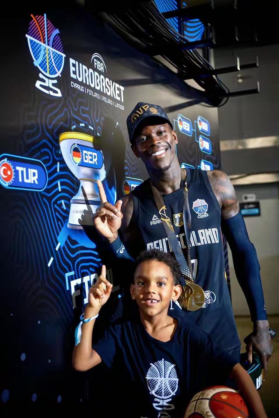 奈史密斯篮球名人堂+FIBA名人堂？哪怕施罗德在NBA赛场并无多少硬荣誉也没有拿