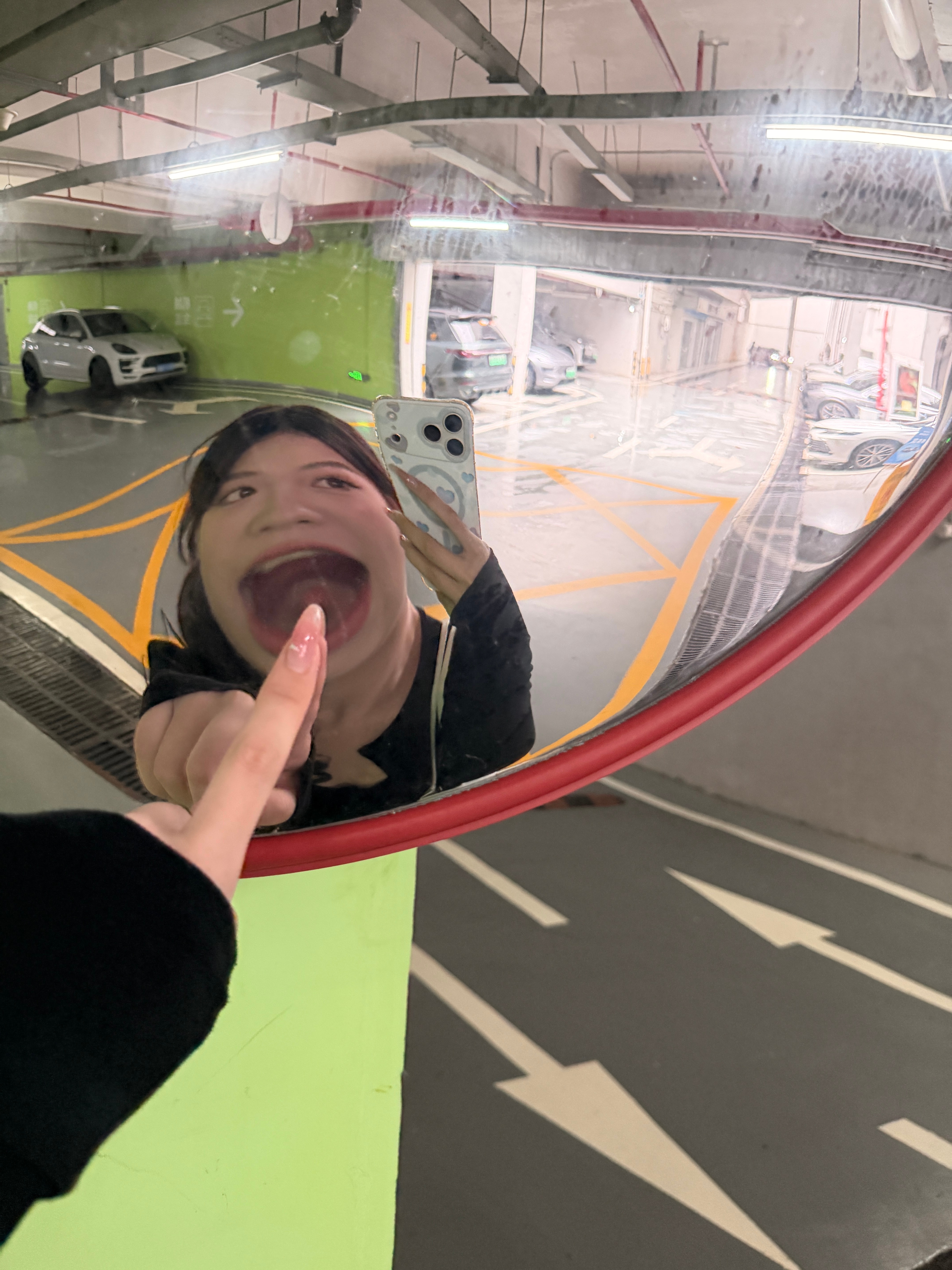 好玩哈哈哈哈哈 