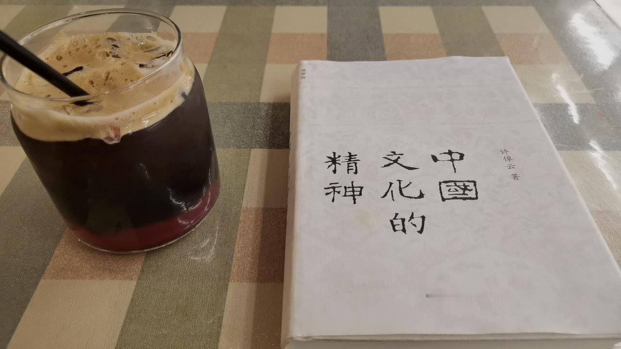 你拼命合群的样子，真的很孤独！为了融入，你磨平棱角，咽下真话，活成别人的复印件？