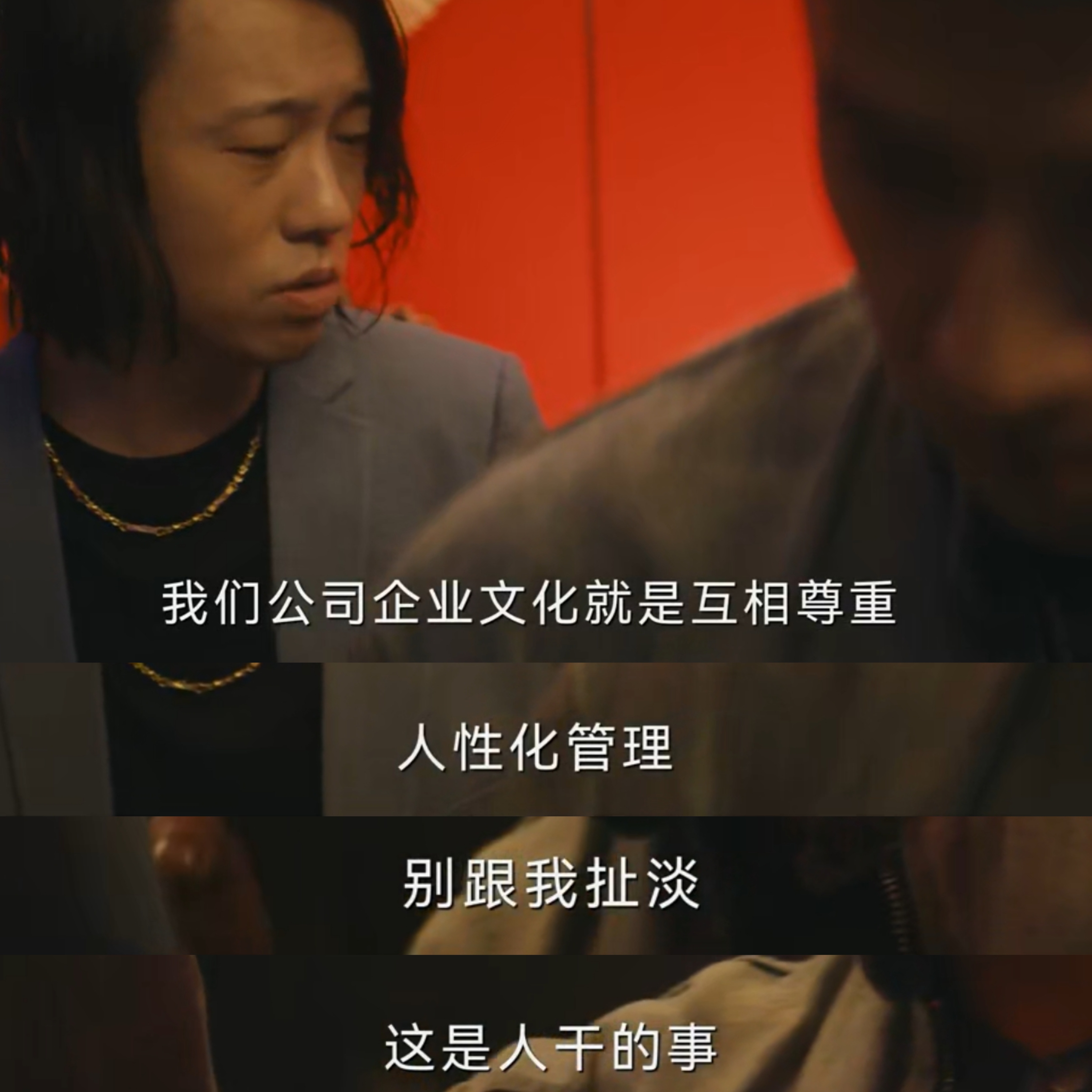 陈若轩新剧一打十有巅峰港剧味 石强锋KTV一打十，锁喉侧踢招招凌厉，动作带风拳拳