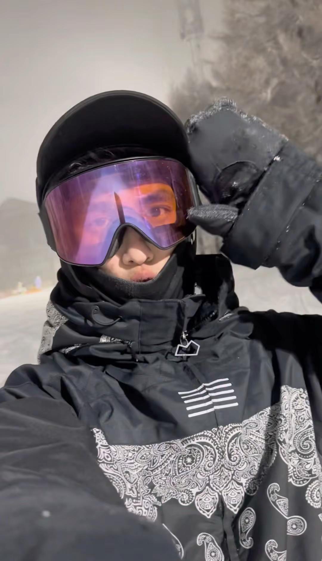 怎么雪季就要结束了呢松树林雪道 雾凇美景