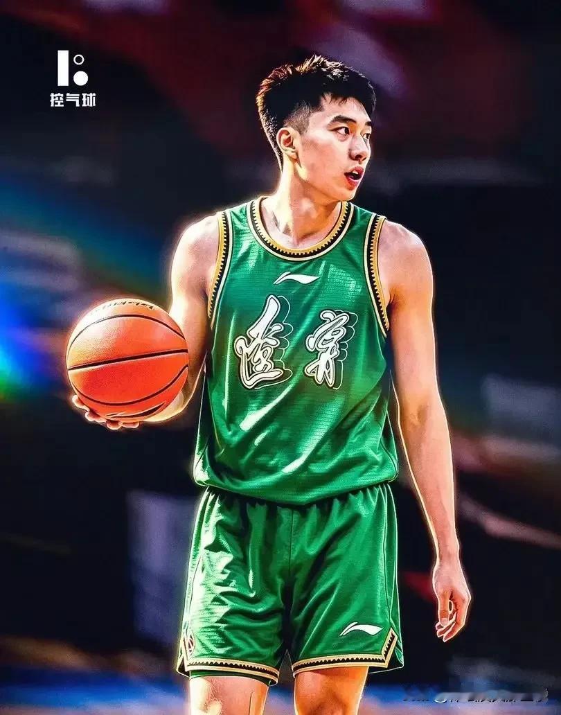 辽篮新引进的几名球员均有一个特点，蓄势待发！段睿骐也好爱德华兹也罢，首次亮相虽说